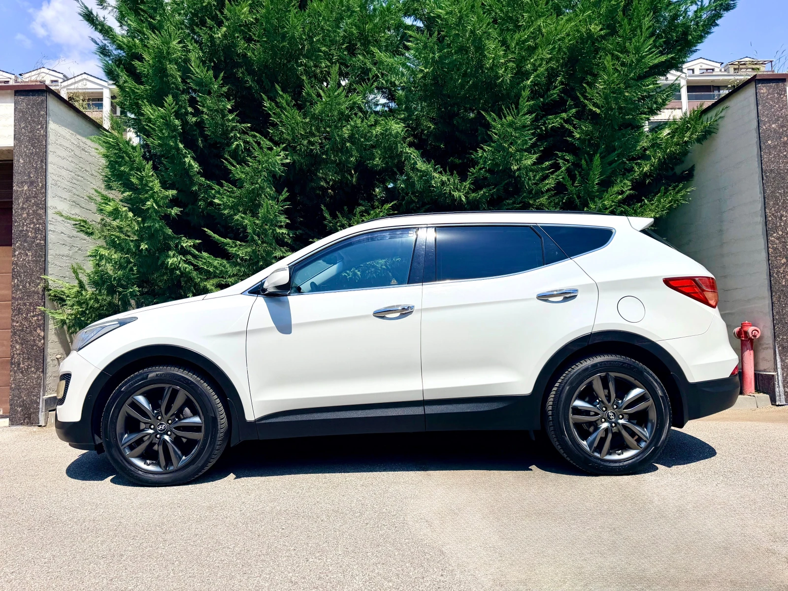 Hyundai Santa fe 2.2CRDI NAVI KOJA PODGREV KEYLESS-GO, снимка 8 - Автомобили и джипове - 55610413