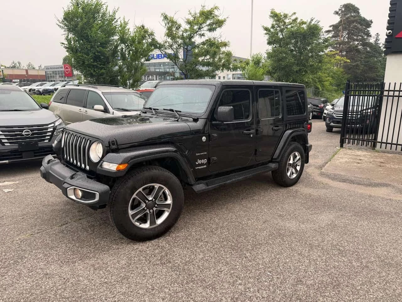 Jeep Wrangler * Unlimited Sahara * CARFAX * БЕЗ ПЪРВОНАЧАЛНА ВНО