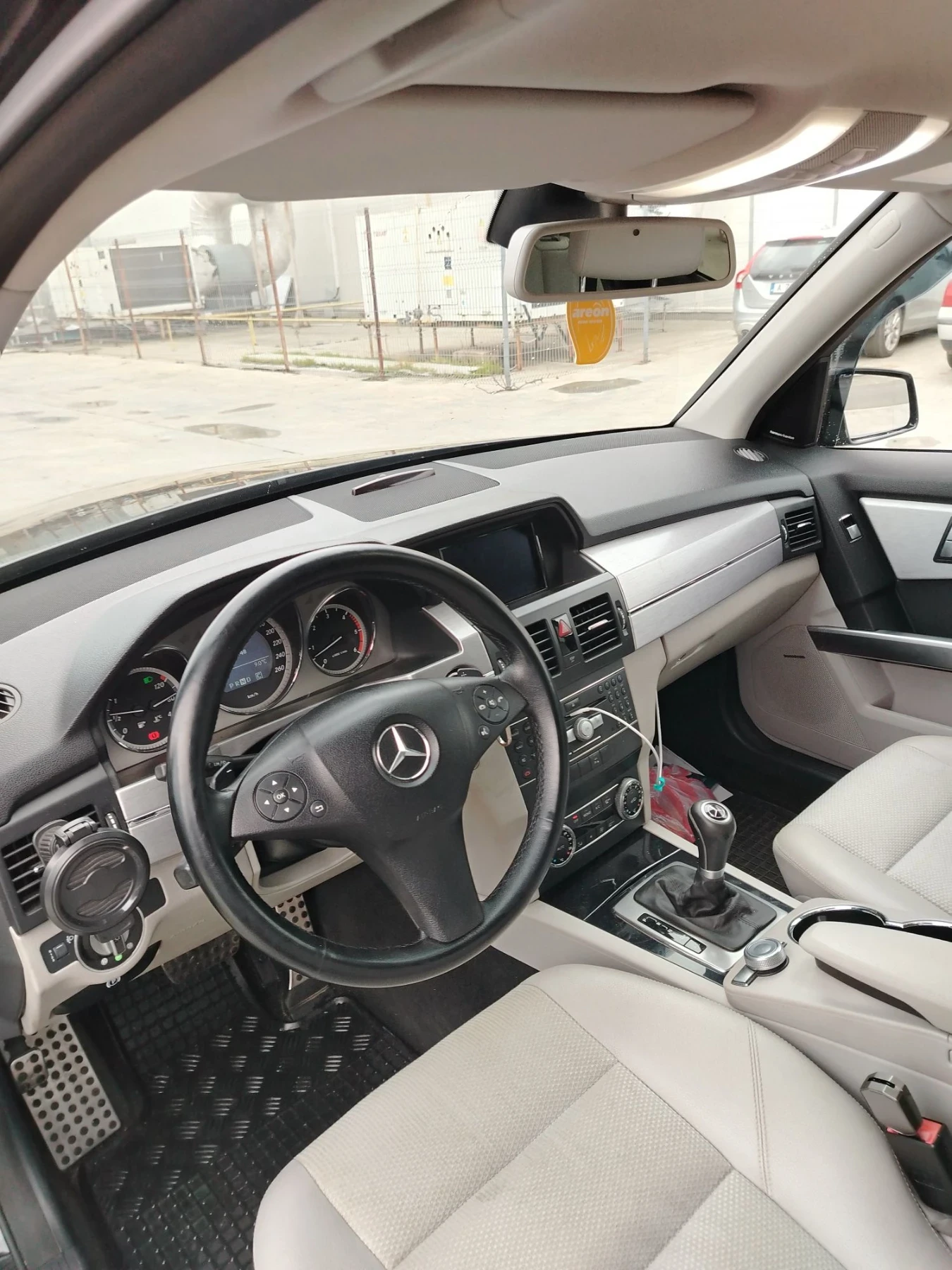 Mercedes-Benz GLK GLK 320 4 Matic, снимка 8 - Автомобили и джипове - 55717130