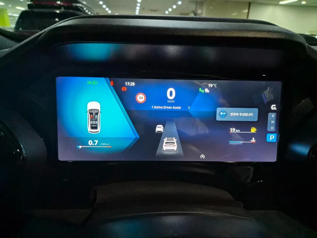 Renault Koleos 2.0* ЕЛ. БАГАЖНИК* BLIND SPOT* 360* HUD* КРАЙНА ЦЕ, снимка 7 - Автомобили и джипове - 55983890