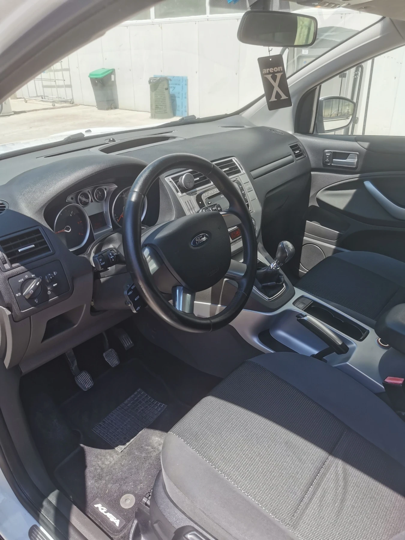 Ford Kuga, снимка 3 - Автомобили и джипове - 56016881