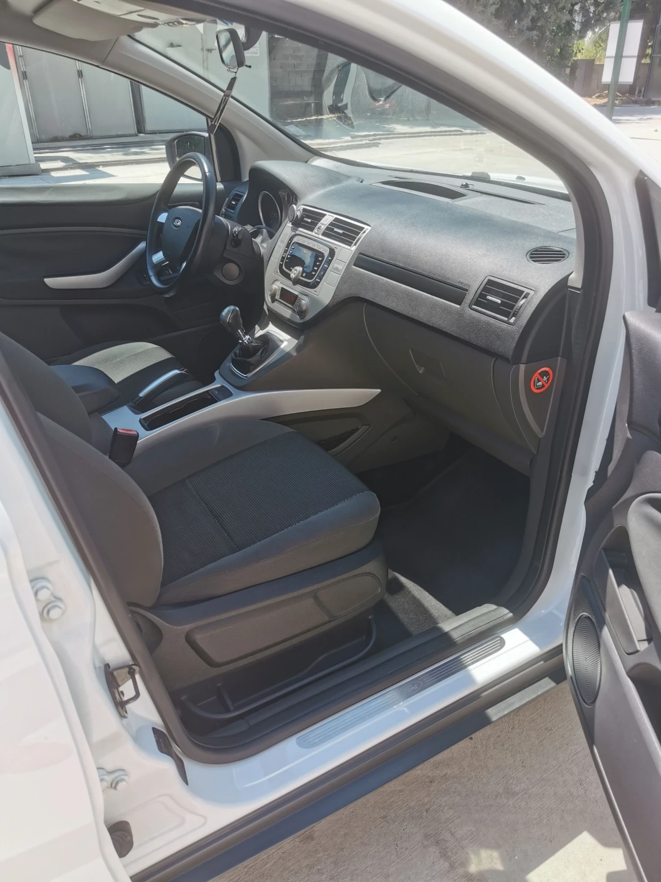 Ford Kuga, снимка 4 - Автомобили и джипове - 56016881