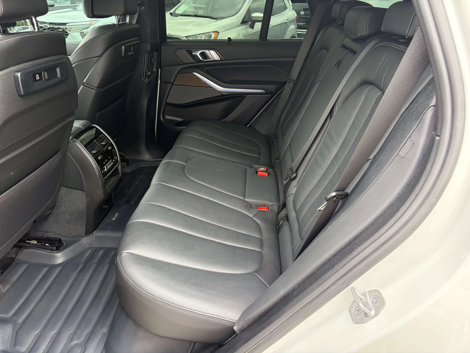 BMW X5 xDrive40i M Sport | ВЪЗДУШНО | ПАНОРАМА | 360, снимка 10 - Автомобили и джипове - 56088240