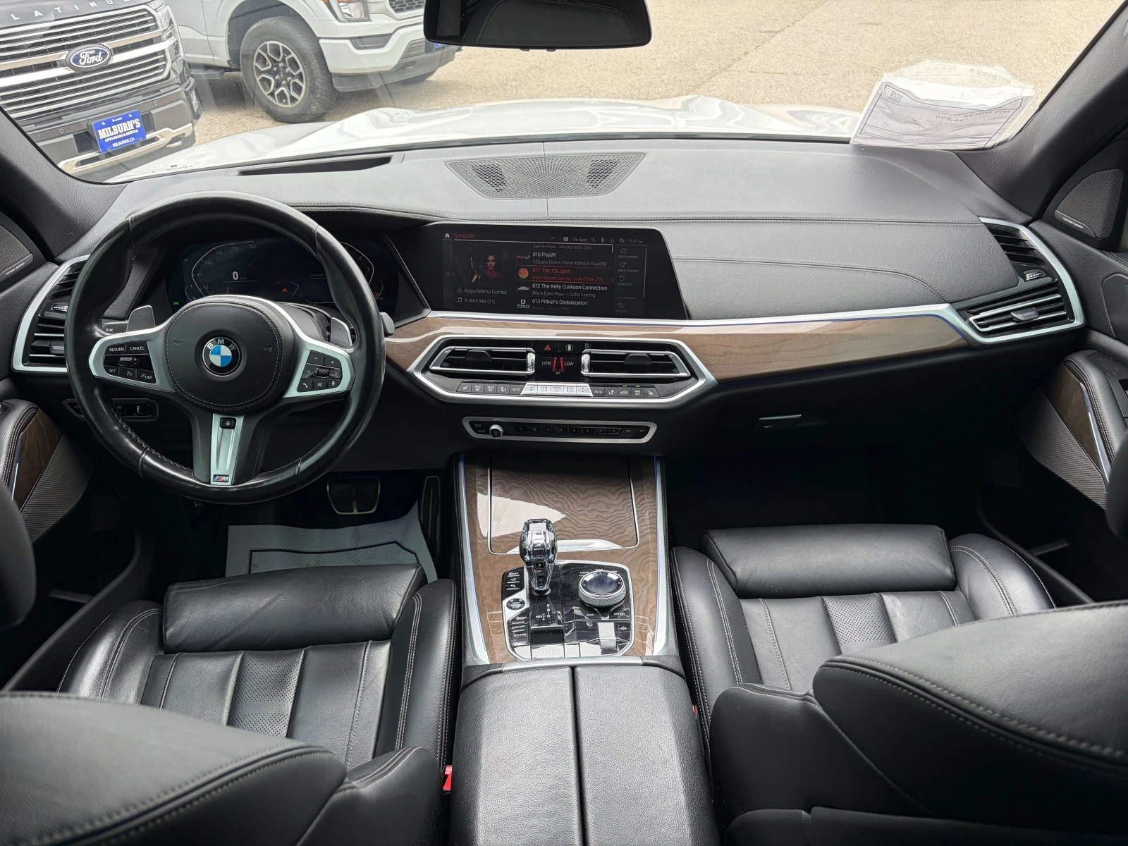 BMW X5 xDrive40i M Sport | ВЪЗДУШНО | ПАНОРАМА | 360, снимка 13 - Автомобили и джипове - 56088240