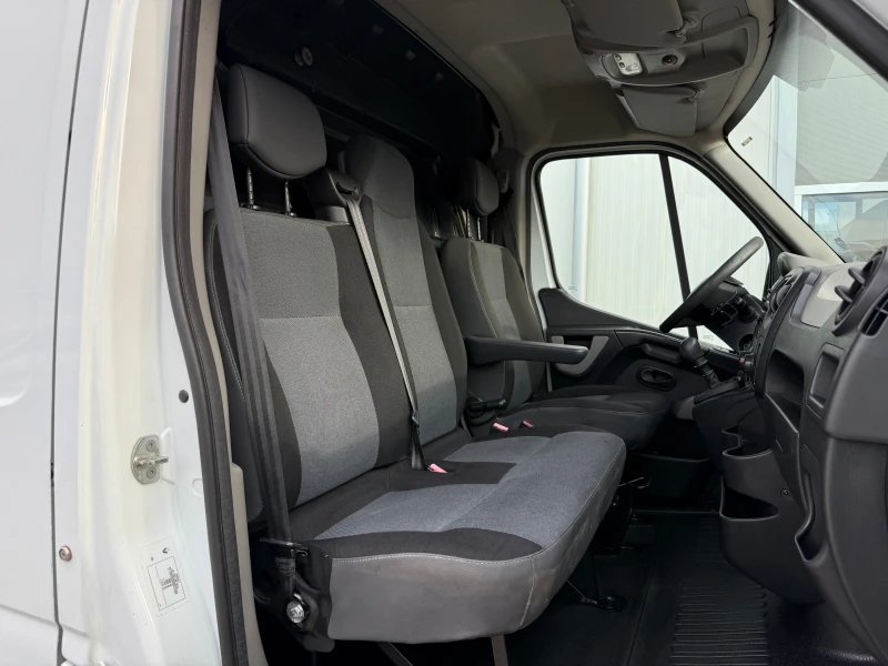 Renault Master 2.3, снимка 15 - Бусове и автобуси - 48529679