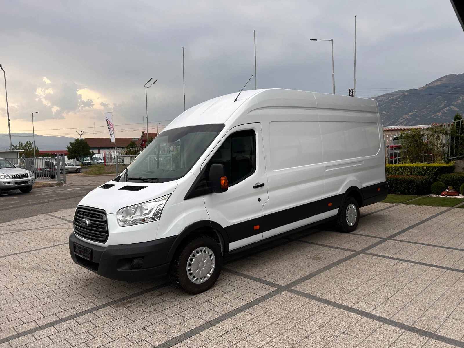 Ford Transit 2.2TDCI L4H3 Клима EURO 5  - изображение 2