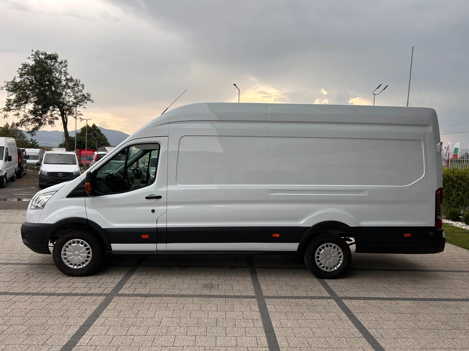 Ford Transit 2.2TDCI L4H3 Клима EURO 5  - изображение 3