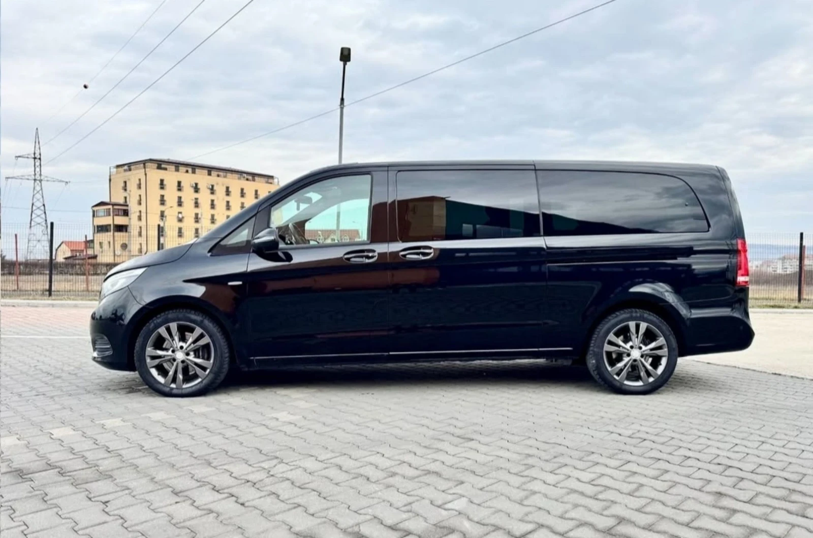 Mercedes-Benz V 250 V250, макс дълга база - изображение 6