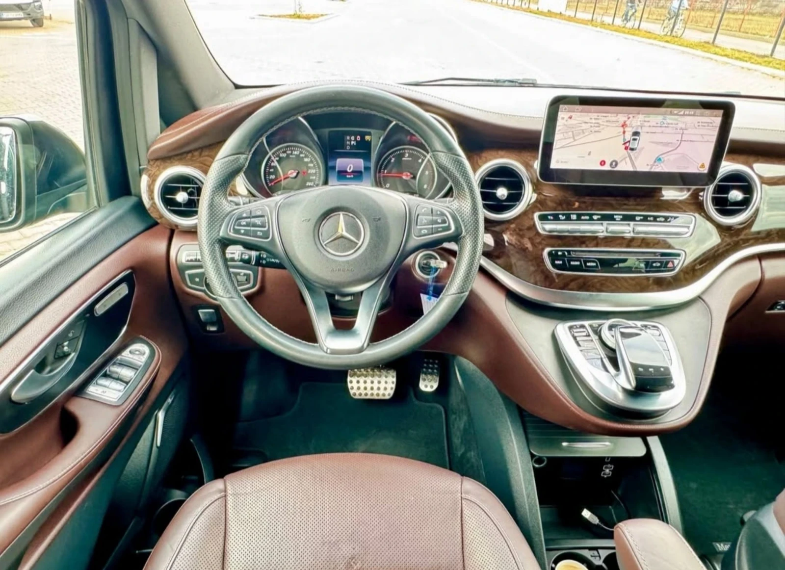 Mercedes-Benz V 250 V250, макс дълга база - изображение 9