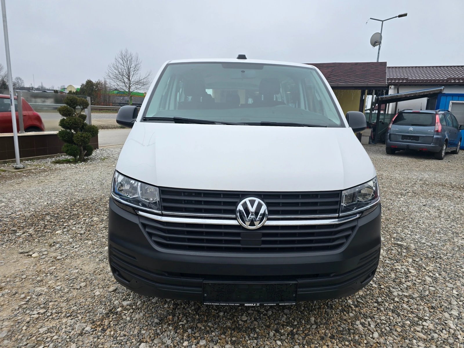VW Transporter 2.0 TDI 110кс 8+ 1МЕСТА РЕАЛНИ КИЛОМЕТРИ ДЪЛГА БАЗ, снимка 8 - Бусове и автобуси - 53791650