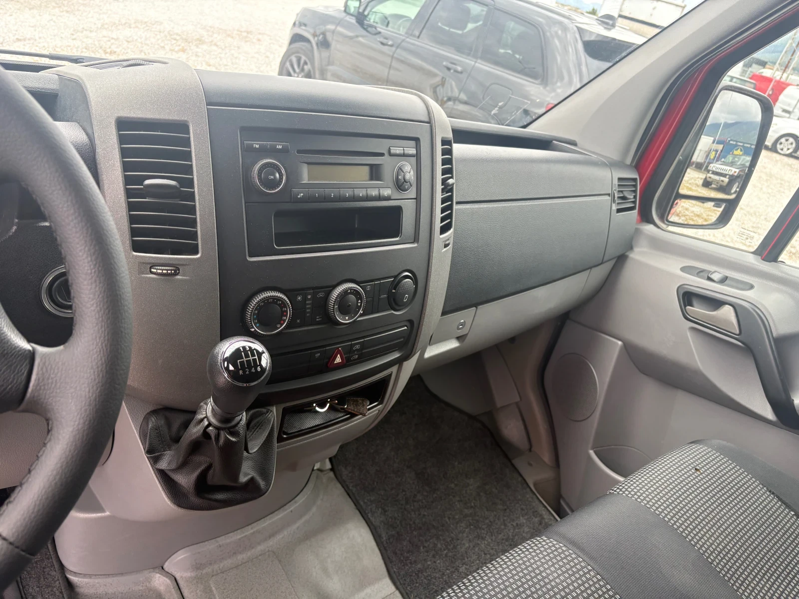Mercedes-Benz Sprinter 318 cdi, снимка 13 - Бусове и автобуси - 54413958
