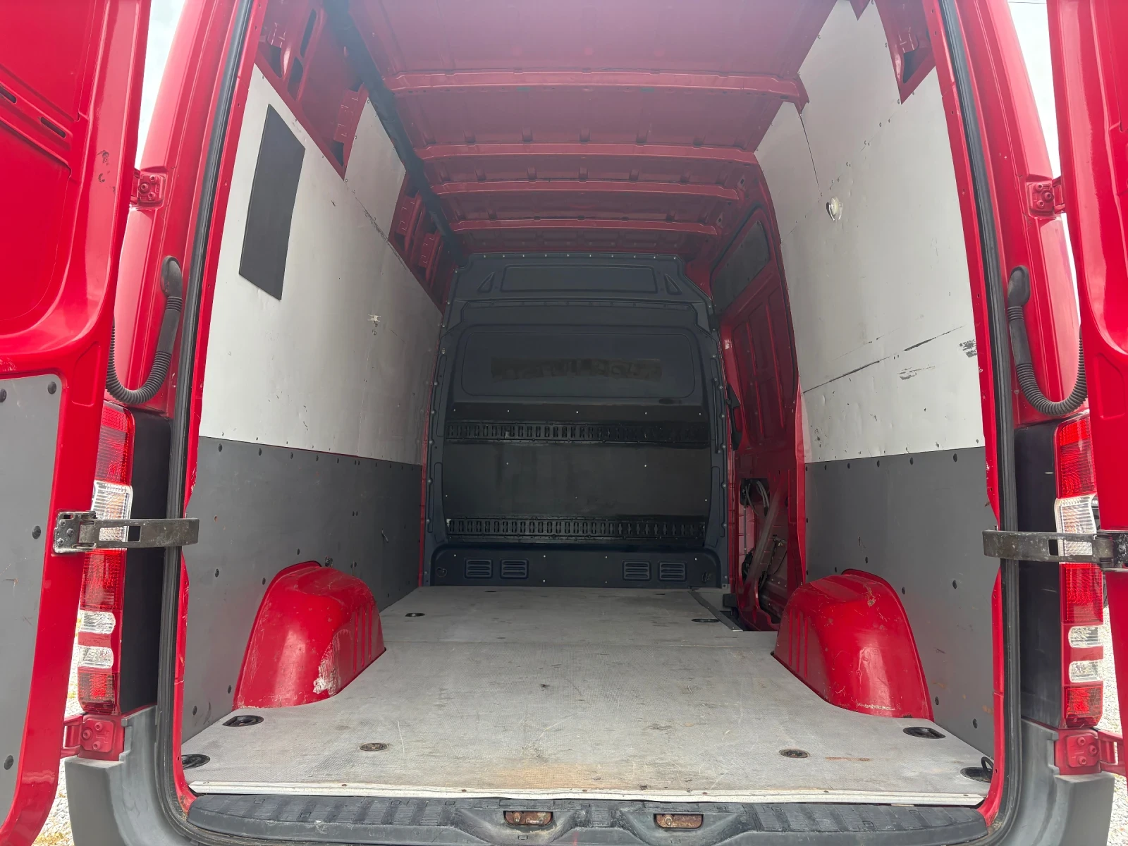 Mercedes-Benz Sprinter 318 cdi, снимка 9 - Бусове и автобуси - 54413958