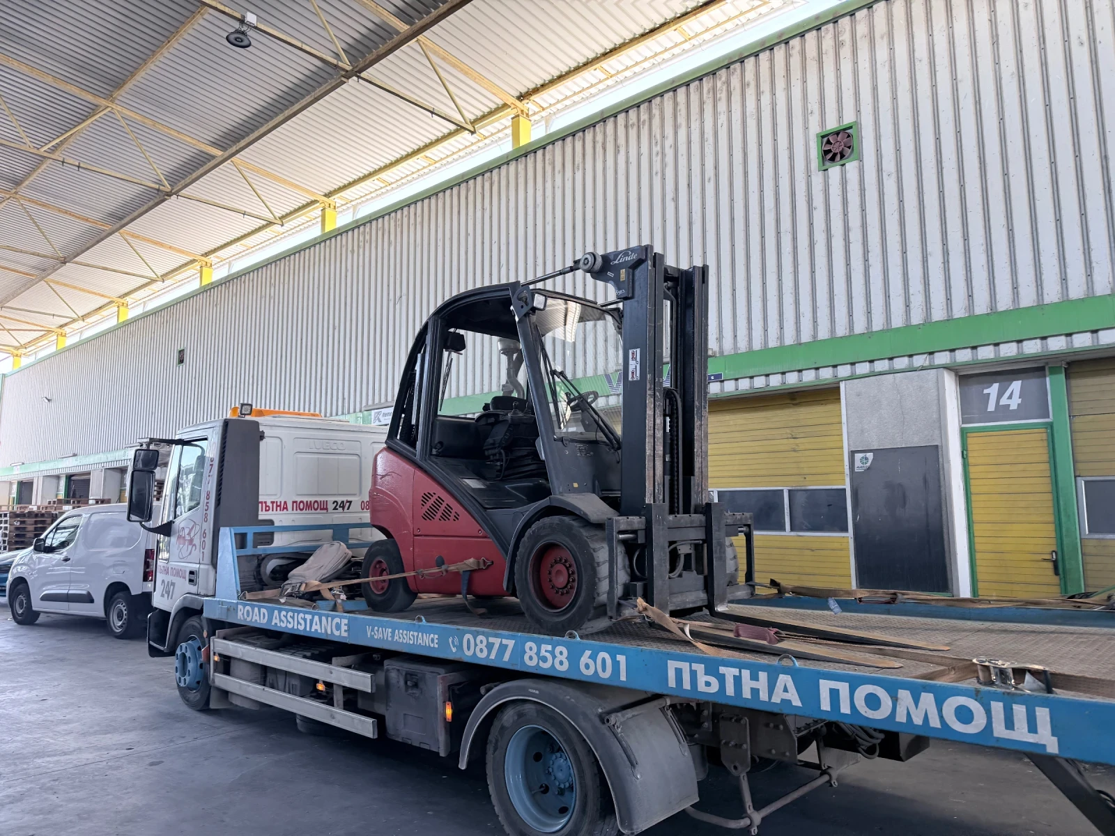 Iveco Eurocargo 100e18r, снимка 4 - Камиони - 53251111
