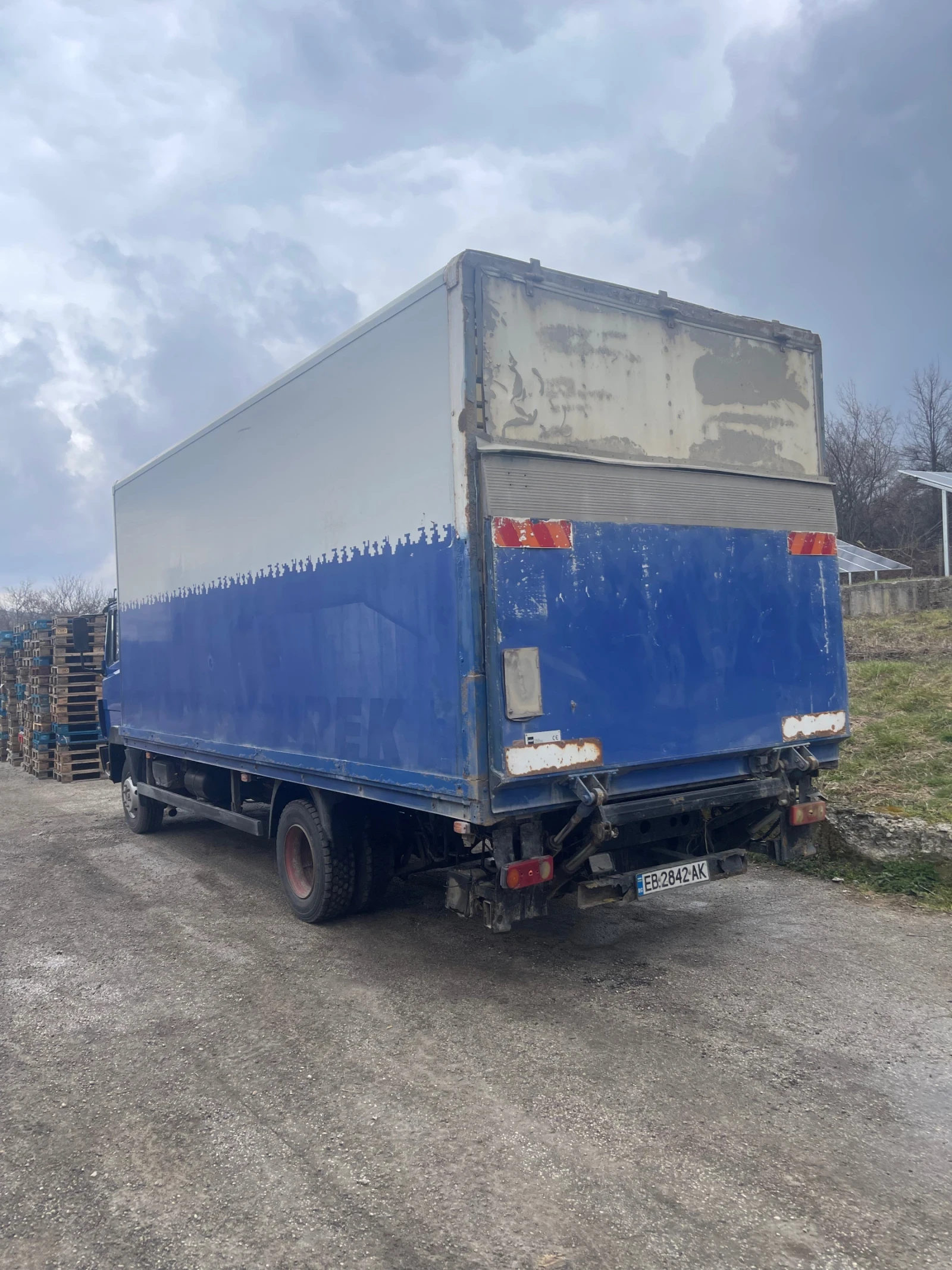 Mercedes-Benz 817, снимка 5 - Камиони - 54057349