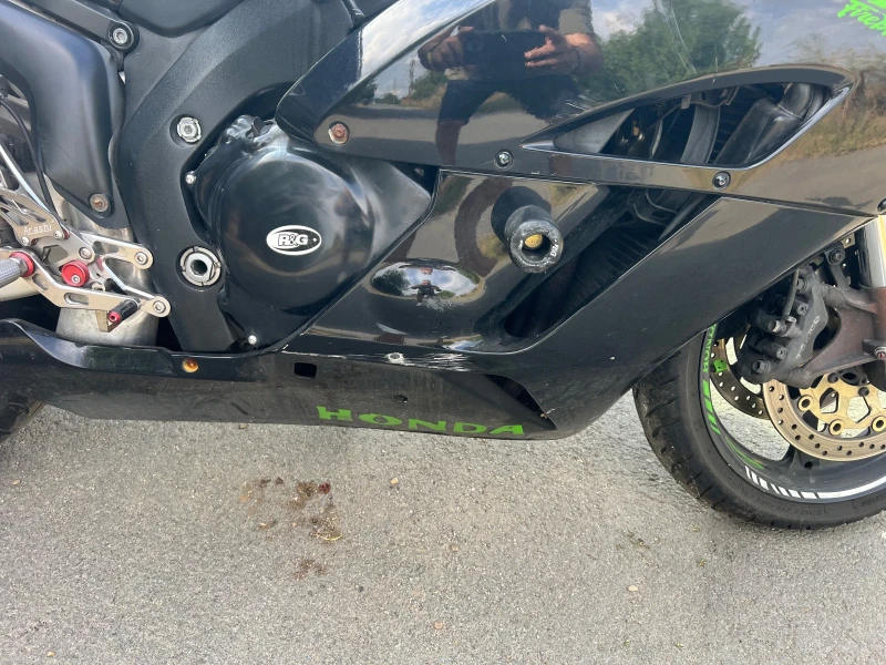 Honda Cbr 1000R, снимка 4 - Мотоциклети и мототехника - 52388531
