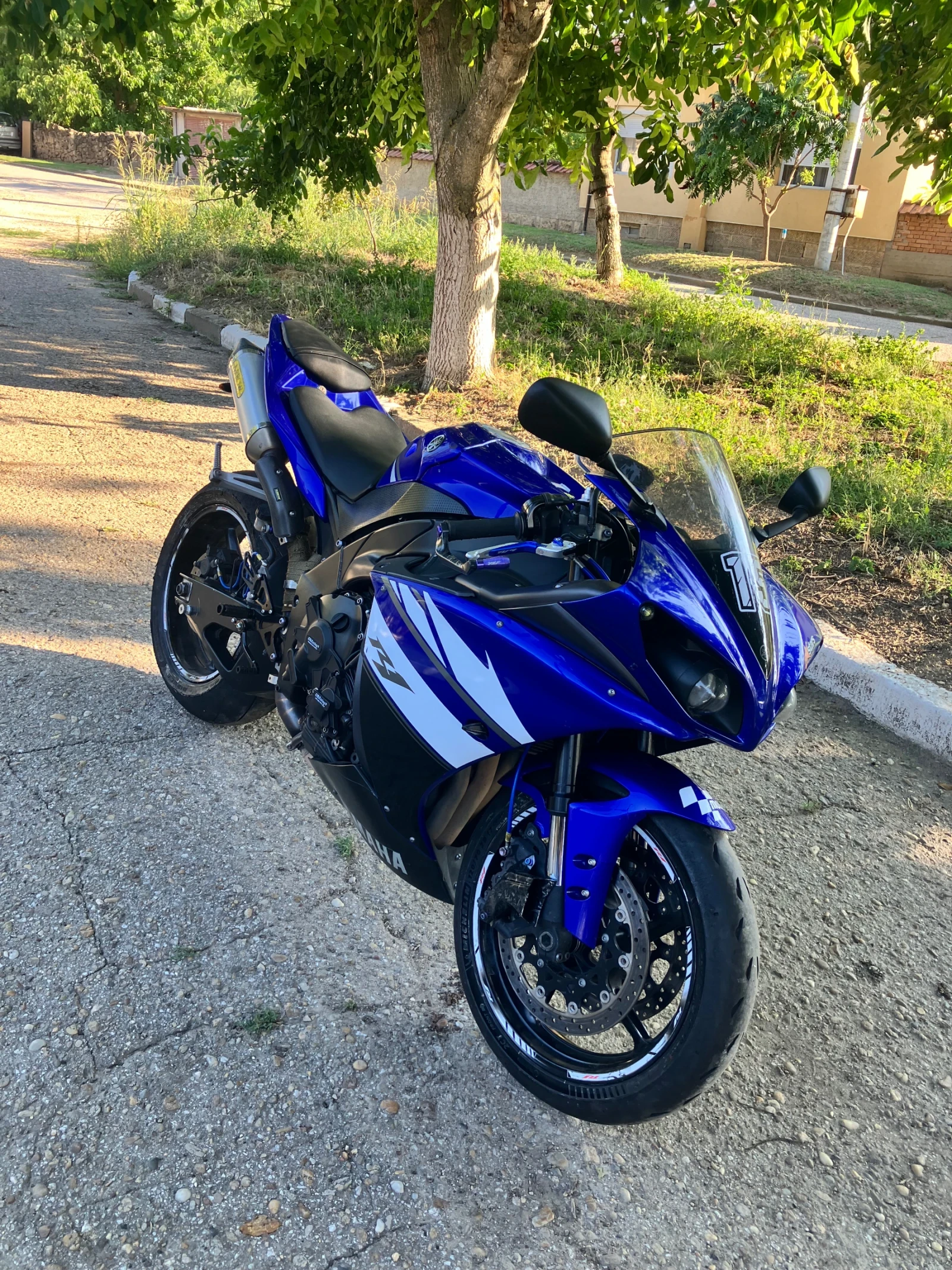 Yamaha YZF-R1, снимка 1