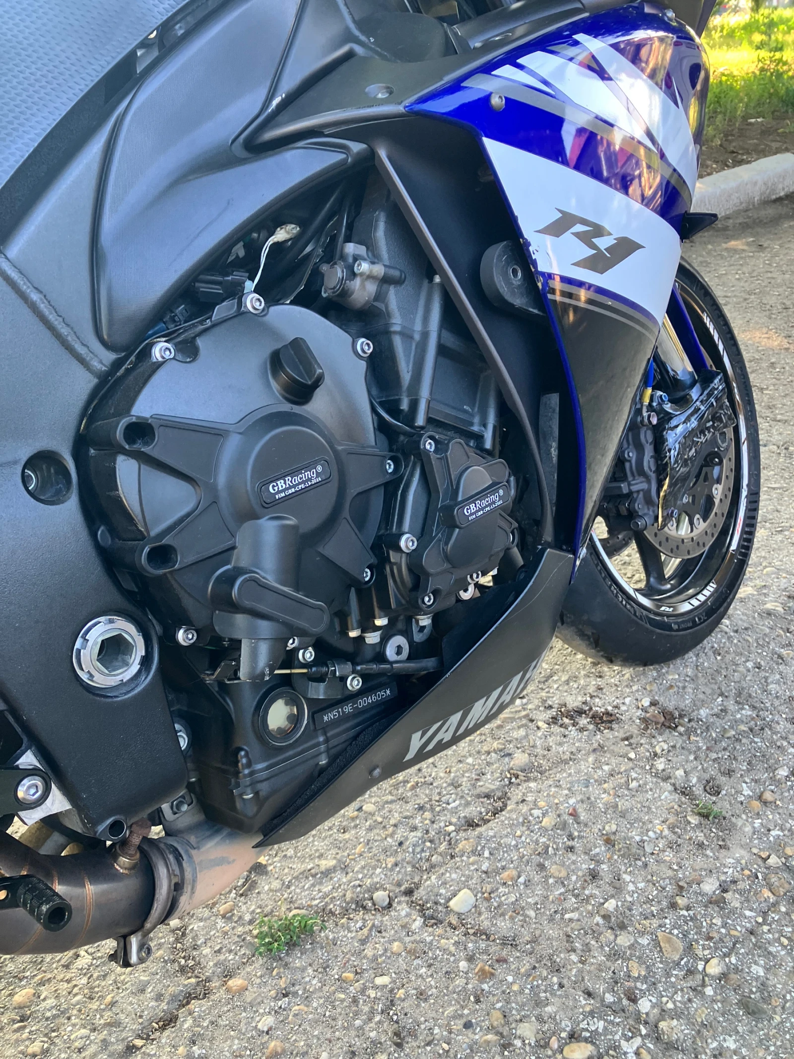 Yamaha YZF-R1  - изображение 4
