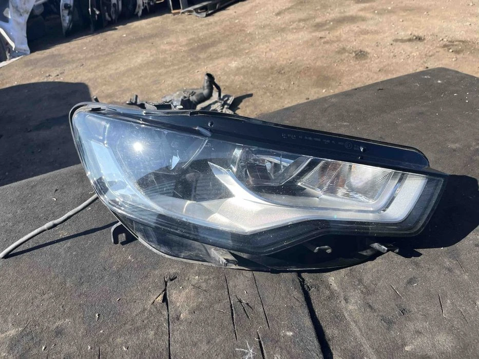 Оригинален фар Audi a6 C7 4g обикновен hella 4g0941004 десен ляв