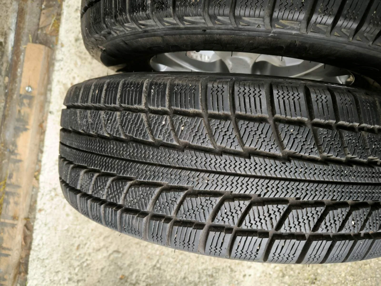    215/70R15 | Mobile.bg   6
