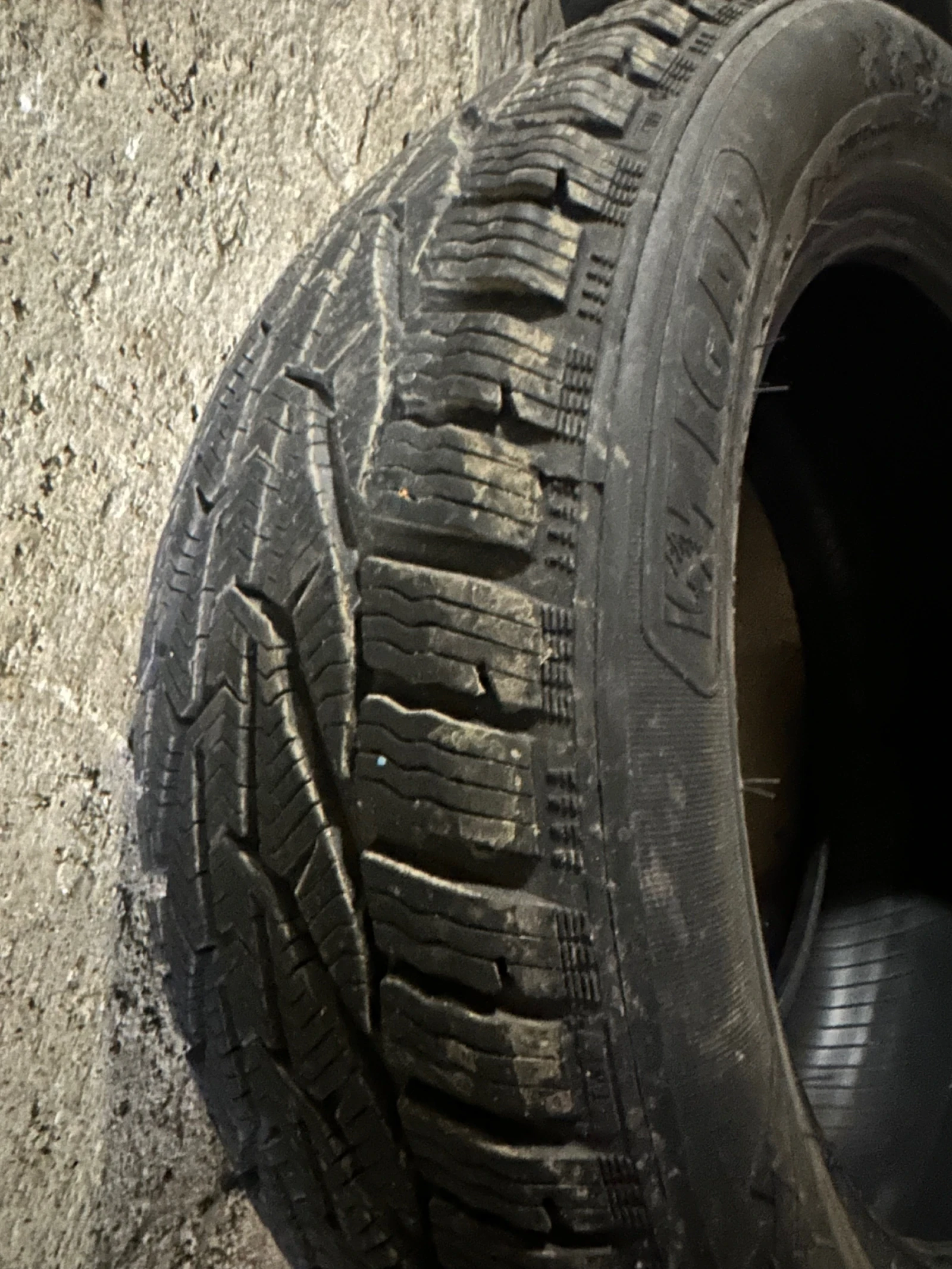 ���� 215/55R16 | Mobile.bg � ����������� 4