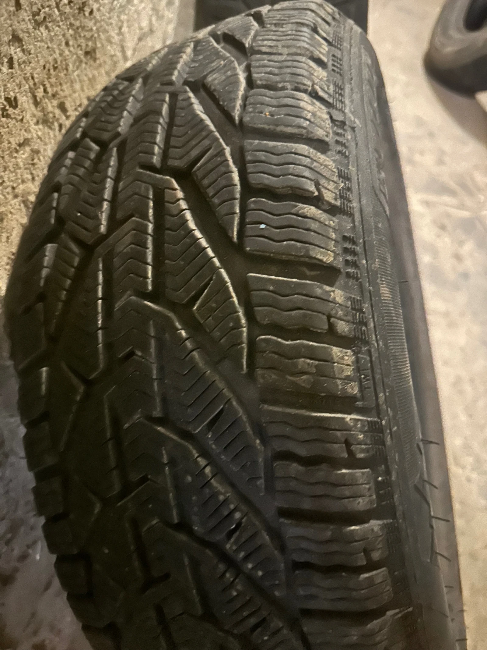 ���� 215/55R16 | Mobile.bg � ����������� 3