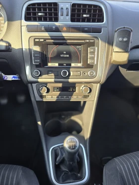 VW Polo 1.6i Bi-FUEL КЛИМАТРОНИК, снимка 11