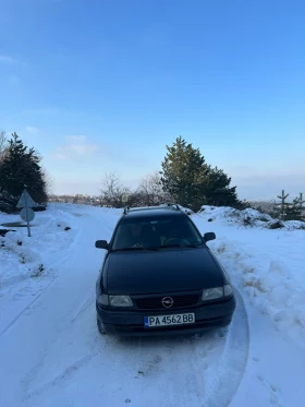 Opel Astra, снимка 1