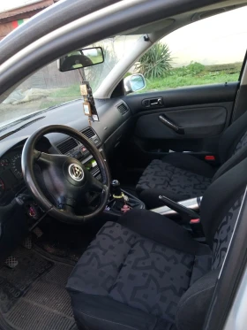 VW Bora - 2000 € / 3911.66 лв. - 34792303 5