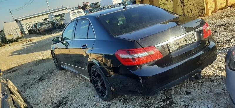 Mercedes-Benz E 350 4MATIC, снимка 4 - Автомобили и джипове - 39170489