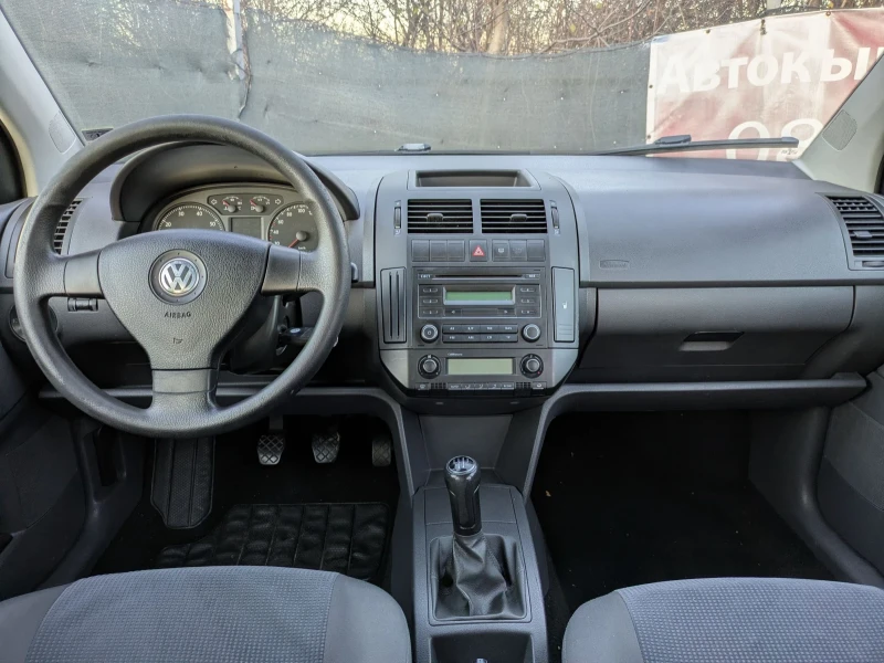 VW Polo 1.2I Familiy, снимка 14 - Автомобили и джипове - 42370285