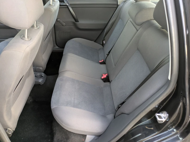 VW Polo 1.2I Familiy, снимка 12 - Автомобили и джипове - 42370285