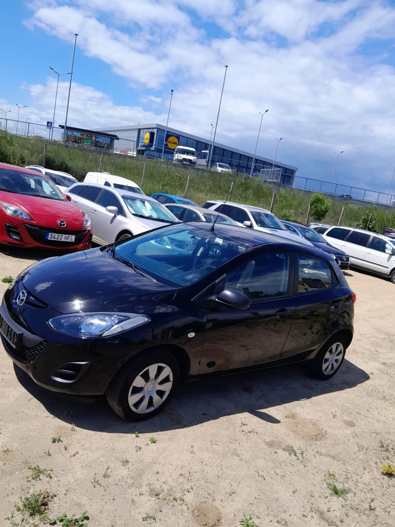 Mazda 2 1.3I, снимка 6 - Автомобили и джипове - 47800120