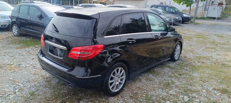 Mercedes-Benz B 200 CDI Avtomat, снимка 5 - Автомобили и джипове - 47471204