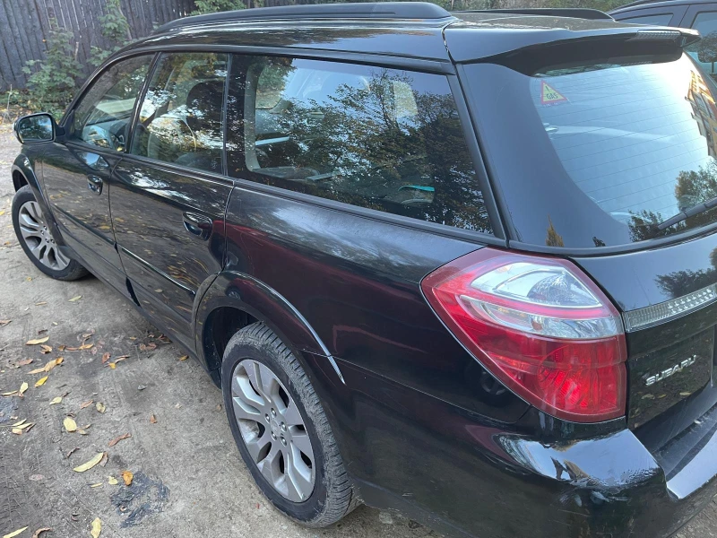 Subaru Outback, снимка 12 - Автомобили и джипове - 47724807