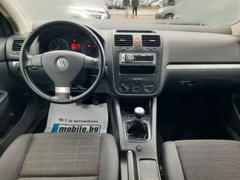 VW Golf 2008ма 1.6i ГАЗ !!, снимка 9 - Автомобили и джипове - 47928941