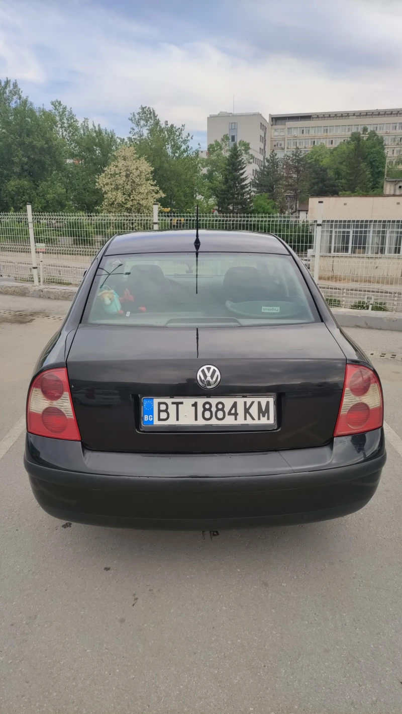 VW Passat 1.8T, снимка 11 - Автомобили и джипове - 48572725