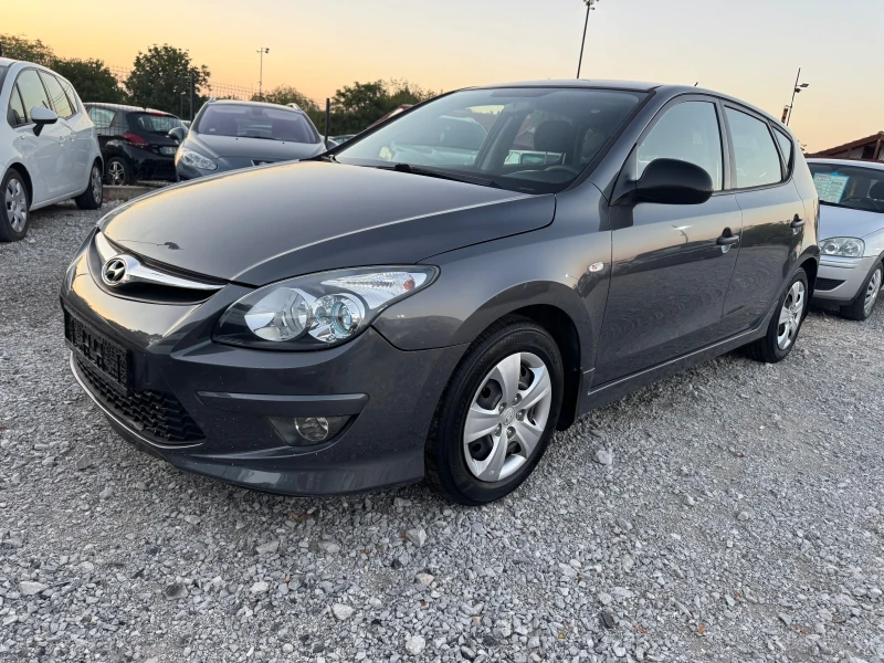 Hyundai I30 1.4i KLIMA 143000km., снимка 8 - Автомобили и джипове - 52402212