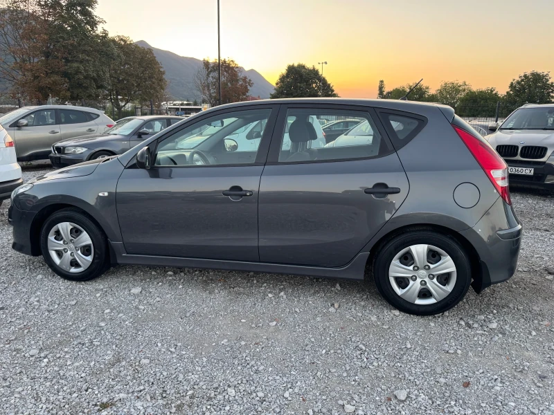 Hyundai I30 1.4i KLIMA 143000km., снимка 6 - Автомобили и джипове - 52402212