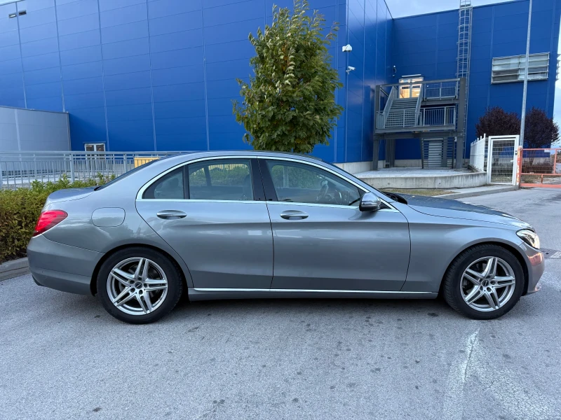 Mercedes-Benz C 220 ///FullLed///Distronic///2016///7G, снимка 4 - Автомобили и джипове - 52021311