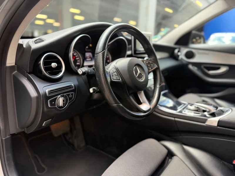 Mercedes-Benz C 220 ///FullLed///Distronic///2016///7G, снимка 9 - Автомобили и джипове - 52021311