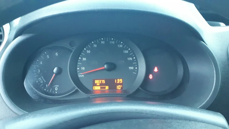 Renault Kangoo 1.5 DCI  EURO 6B, снимка 10 - Автомобили и джипове - 52360392