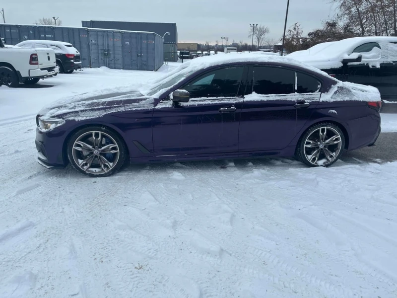 BMW 550 M550i xDrive 2018* CARFAX * БЕЗ ПЪРВОНАЧАЛНА ВНОСК, снимка 3 - Автомобили и джипове - 52940588