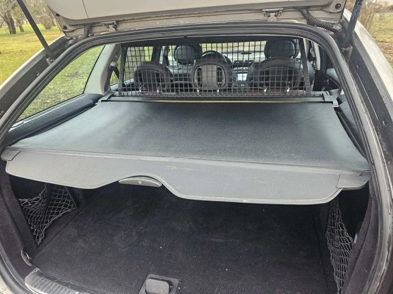 Mercedes-Benz C 320 C 320 4matic, снимка 7 - Автомобили и джипове - 53268953