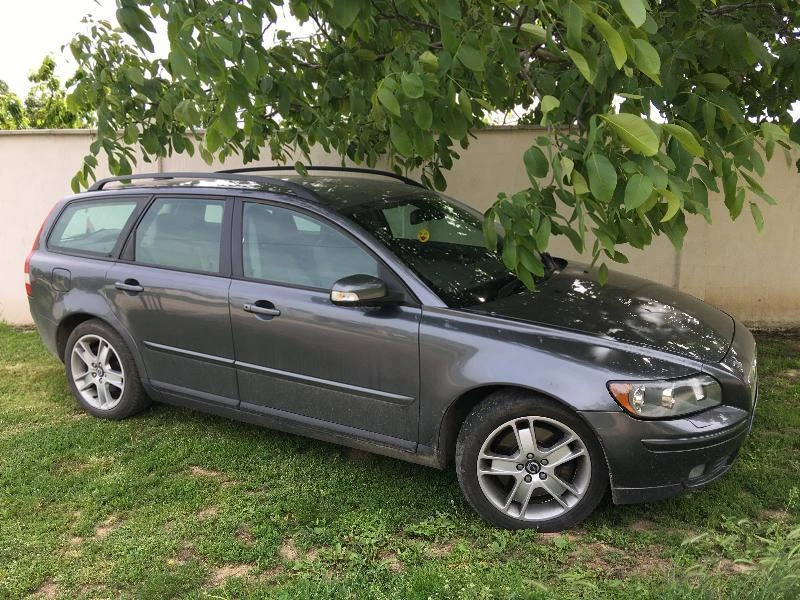 Volvo V50 D5 SE AUTO, снимка 1 - Автомобили и джипове - 48436671