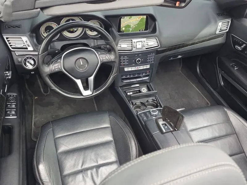 Mercedes-Benz E 200 Cabriolet, снимка 7 - Автомобили и джипове - 55914689