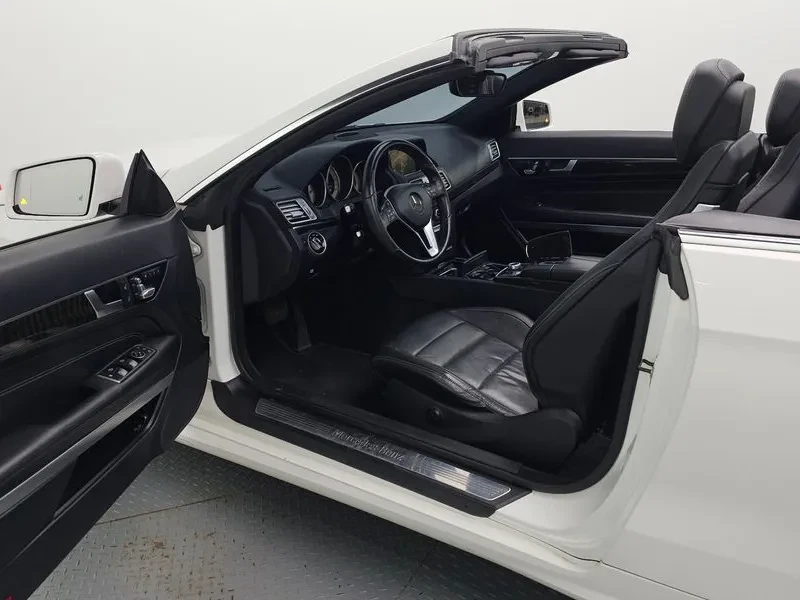 Mercedes-Benz E 200 Cabriolet, снимка 10 - Автомобили и джипове - 55914689