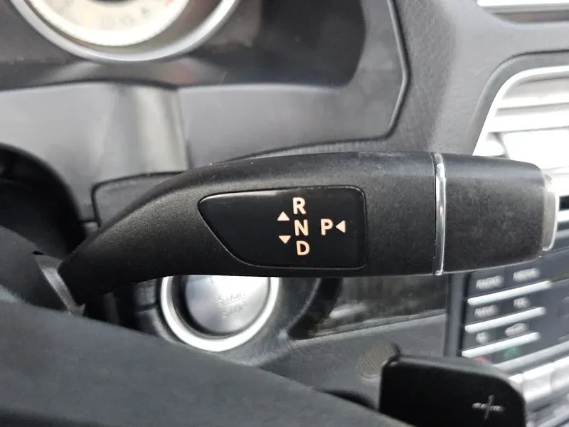 Mercedes-Benz E 200 Cabriolet, снимка 9 - Автомобили и джипове - 55914689