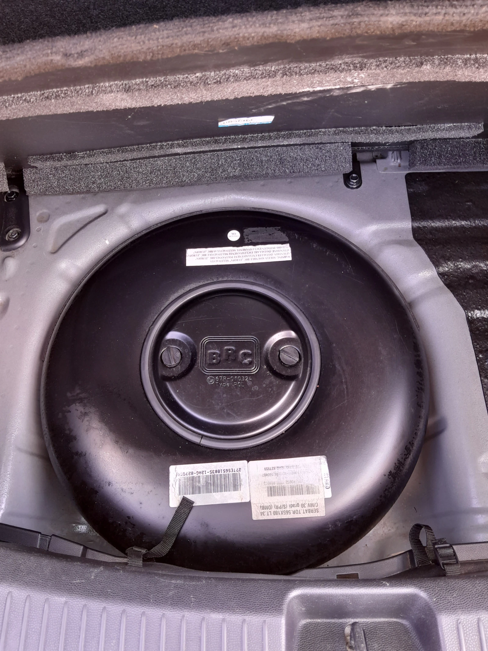 Mazda 2 1.3i-- | Mobile.bg   11