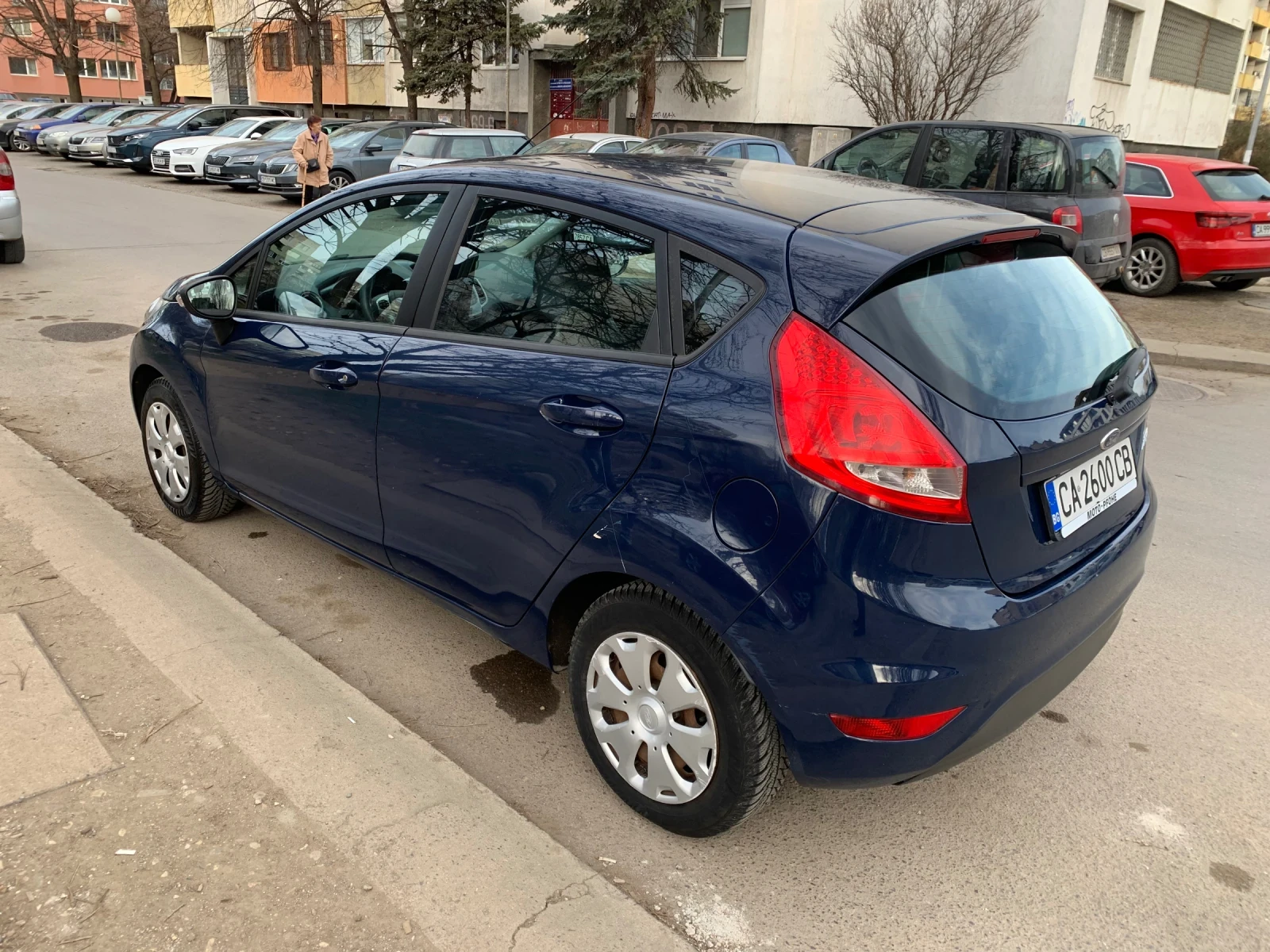 Ford Fiesta 1.25 / 82hp / Климатик / МотоПфое - изображение 3