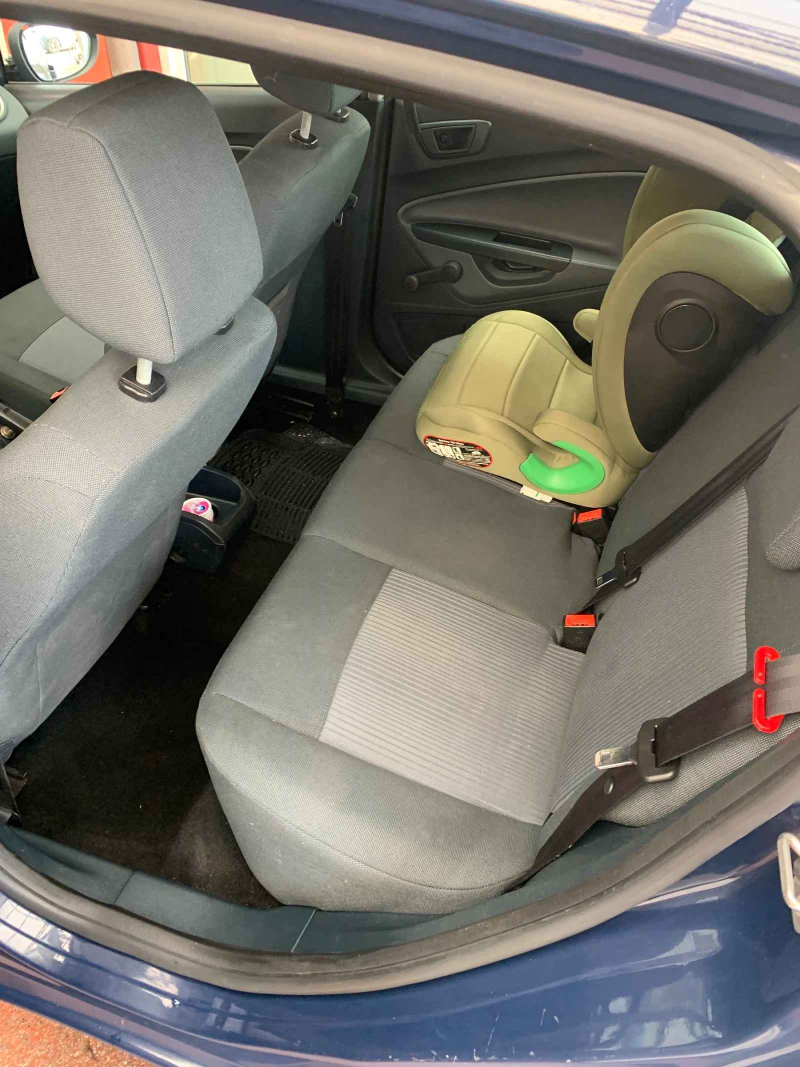 Ford Fiesta 1.25 / 82hp / Климатик / МотоПфое - изображение 9